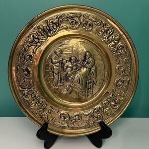 Vintage Embossed Hammered Brass Wall Plate Plaque Made In Holland